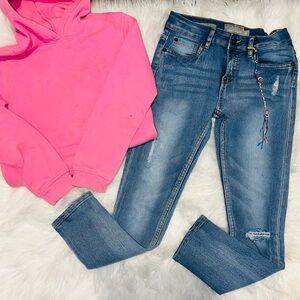 Classic Lucky Brand Denim Jeans- size 10a distressed skinny